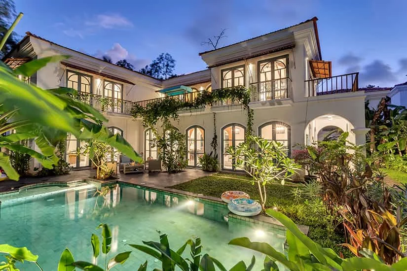 Luxury Villas